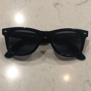 Hang Ten Black Sunglasses